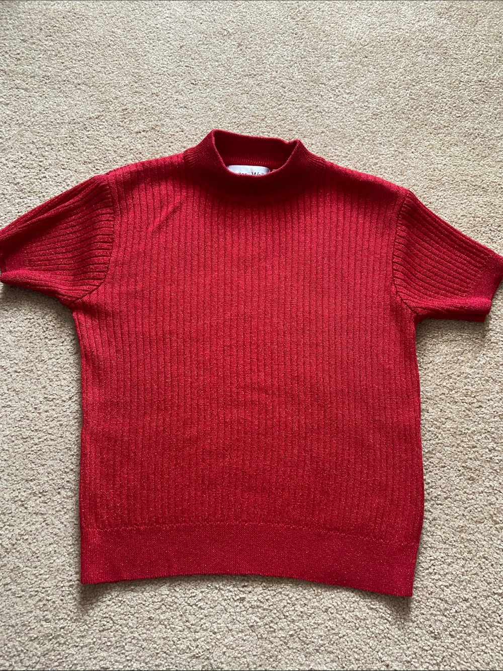 Women’s Red Short-Sleeve Ribbed Sweater